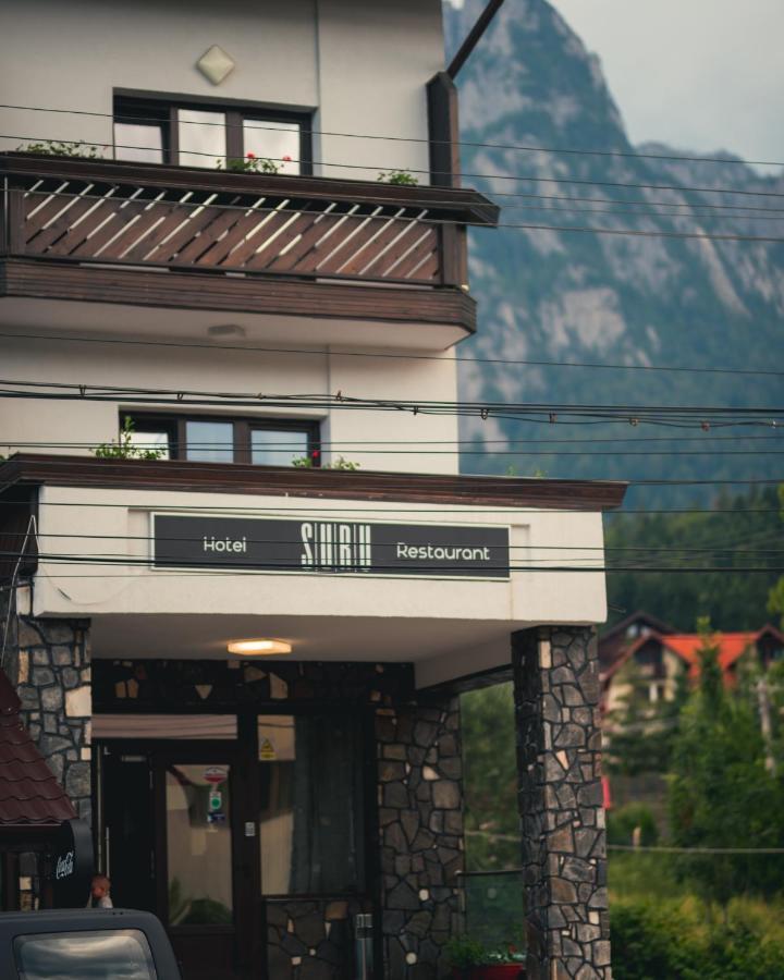 Suru Hotel & Restaurant 부스테니 외부 사진
